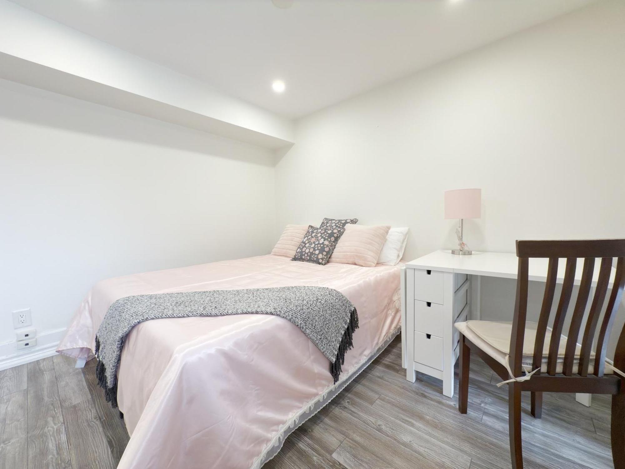 Cozy Room With Private Bath Near Don Mills Subway Toronto Eksteriør bilde